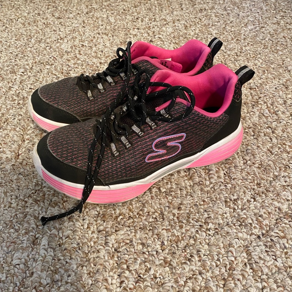 Luminators from Skechers shoes size 4.5 kids